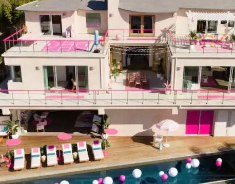 Hospede-se na casa da Barbie