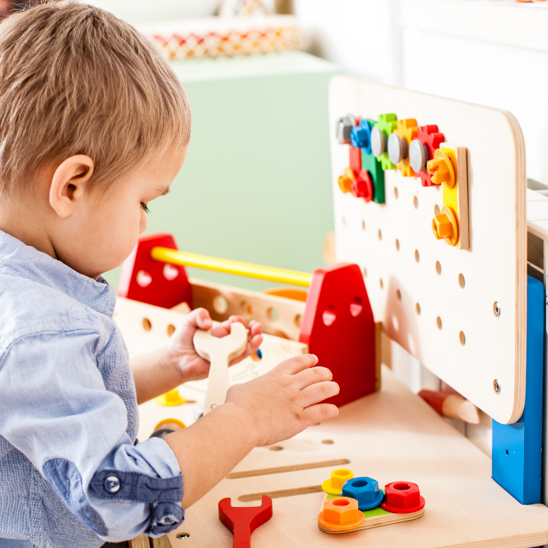 Existe diferença entre brinquedos educativos e pedagógicos?